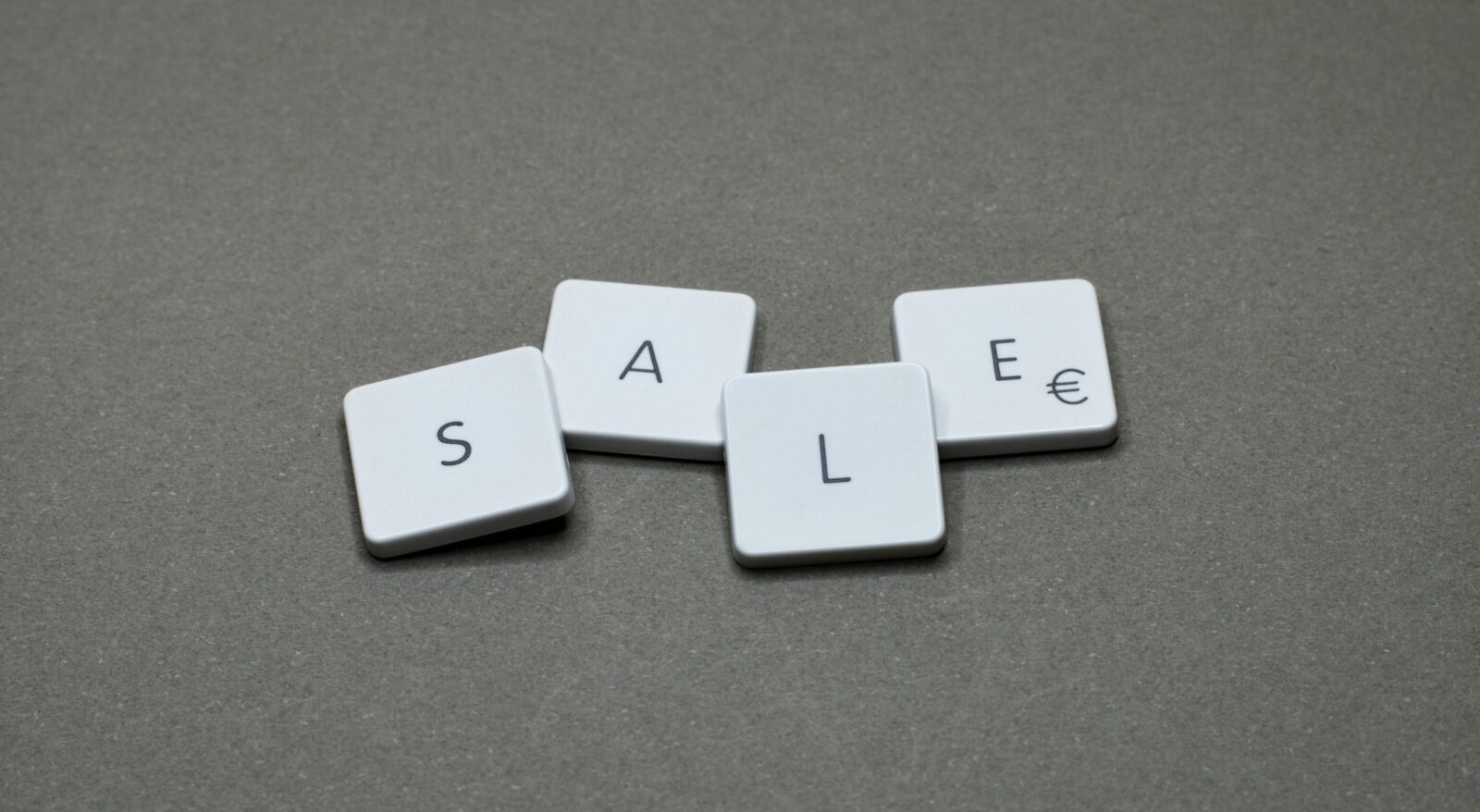 Sell ​​or be sold - Xavi Roca