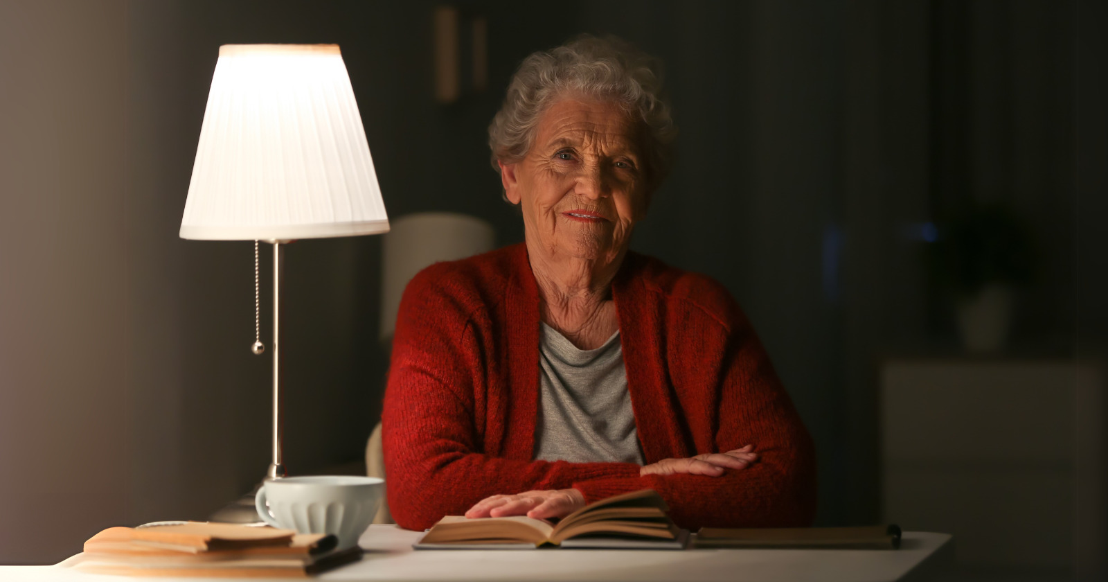 7 evening habits of people who never experience mental decline as they get older, according to psychology