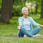 7 morning habits of people who stay quick-witted in their 70s and beyond, according to psychology