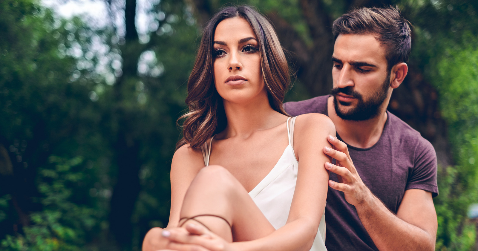 Experts say people who fear being alone often develop these 7 attachment behaviors