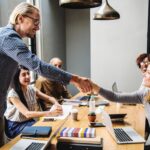 How to Close a Business Deal Successfully