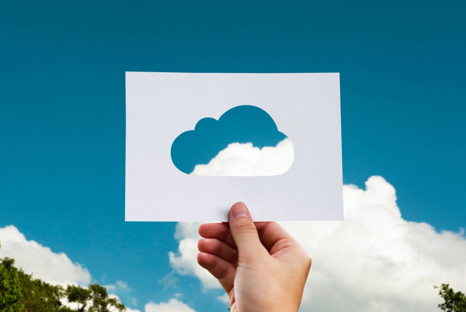 5 Ways the Cloud Makes Remote Workers Feel More Connected