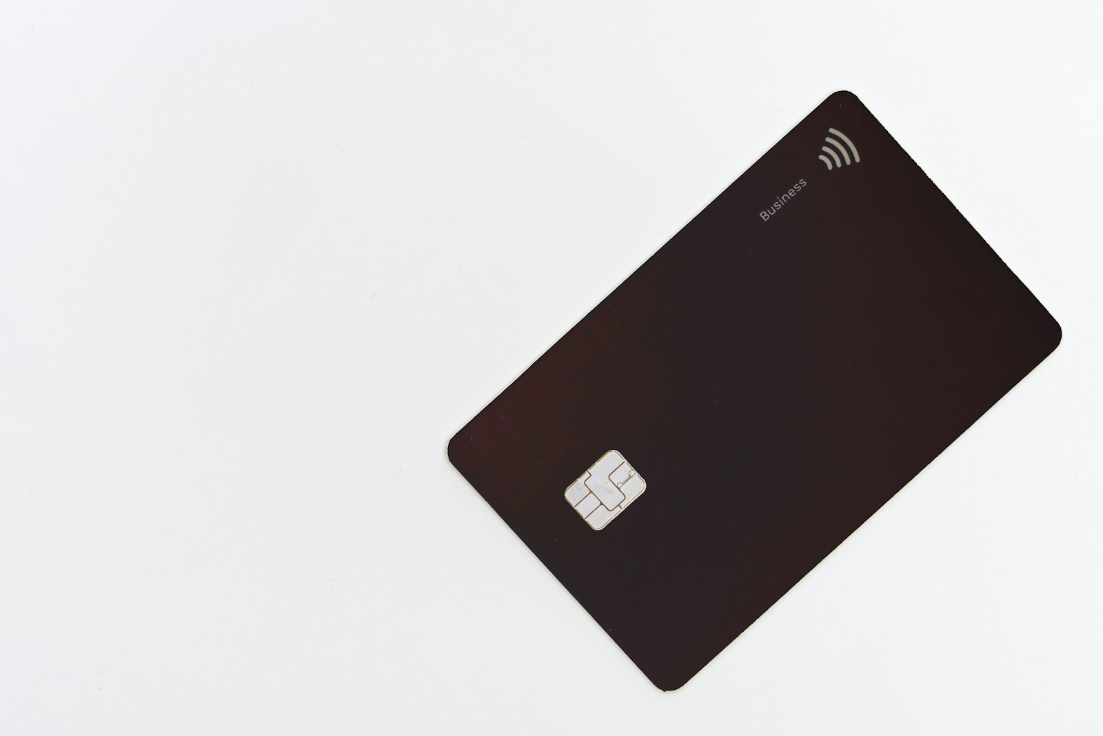 6 Mistakes People Make When Getting a New Credit Card