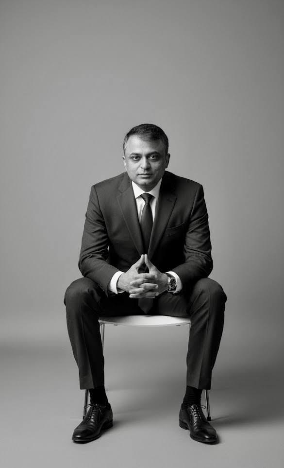 Pioneering Enterprise Data Platforms and AI-Driven Tech