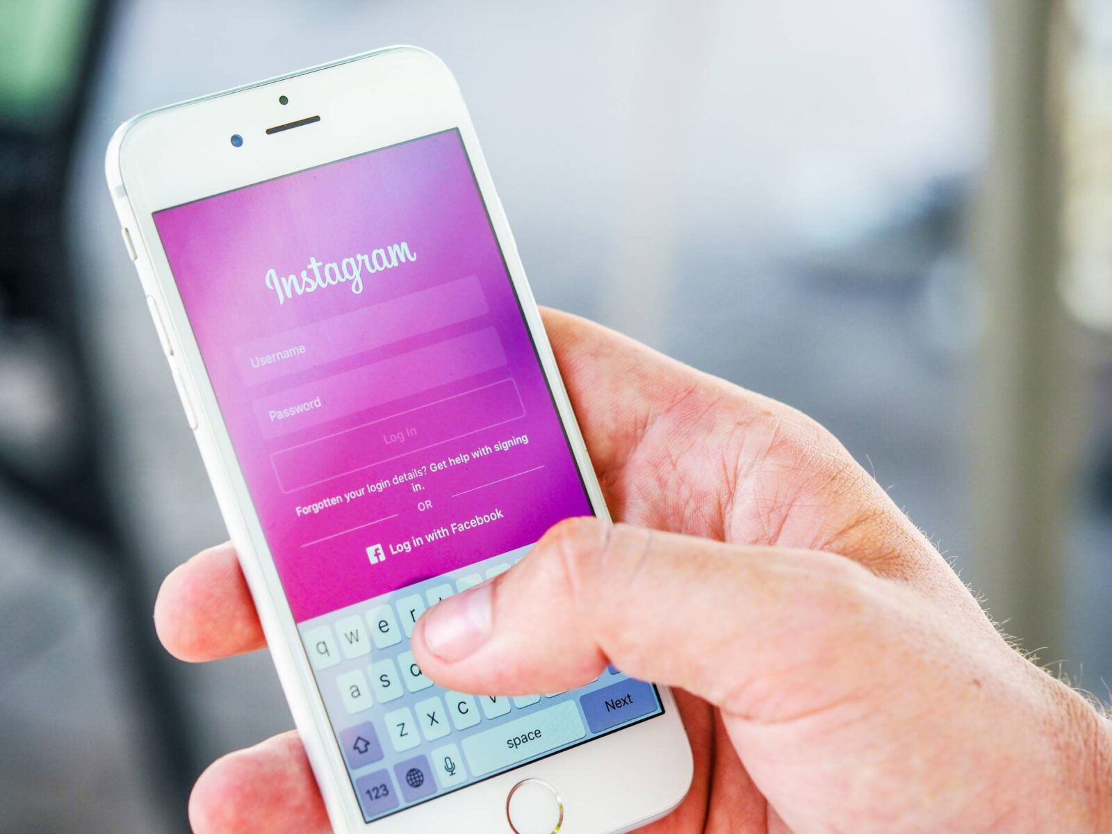 Use These 4 Tips to Expand Your Personal Brand on Instagram