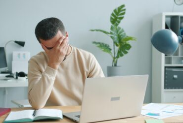 6 Mental Biases That Make Founders Bad With Money