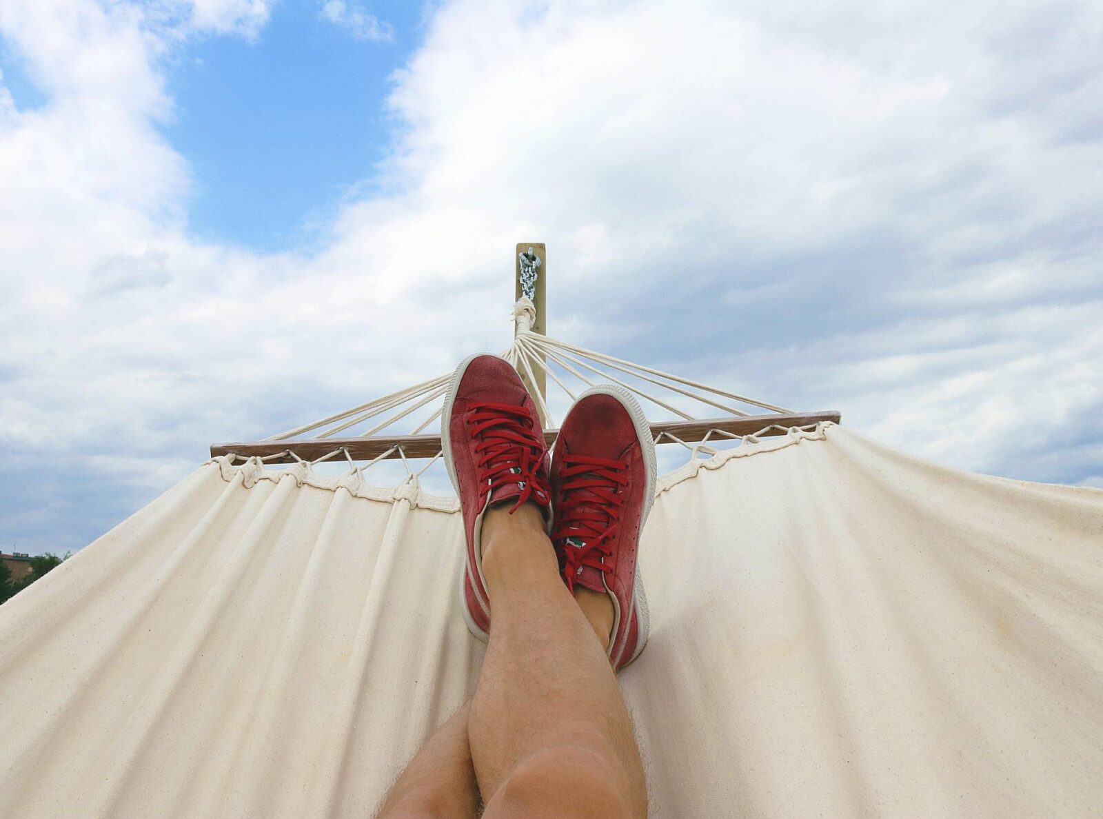 The Secret to Impressing Your Boss Is Taking a Vacation