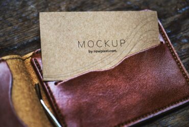 Why You Still Need Business Cards
