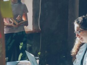10 Professional Etiquette Habits That Still Matter in a Digital World - Joseph Liu