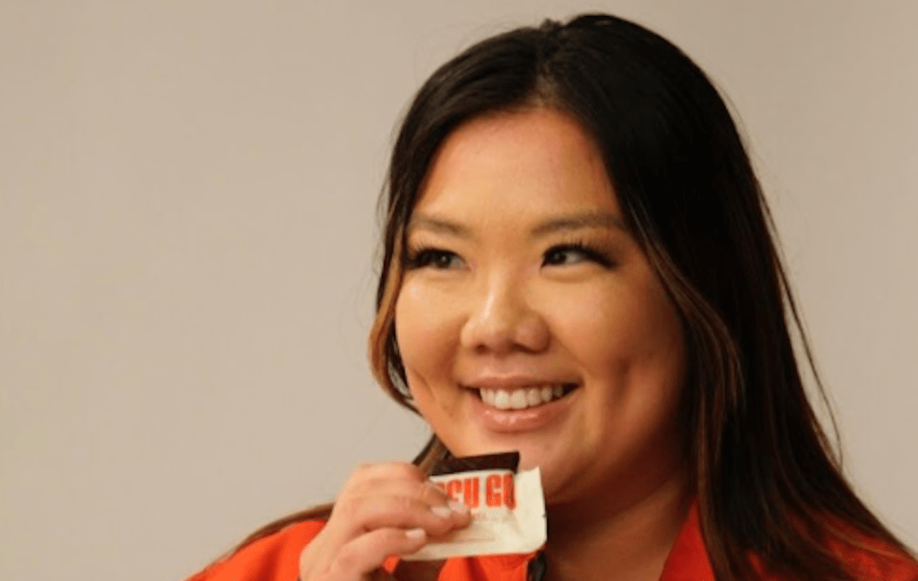 Her Business Went Viral and Made $20K in Month 1: 'Nonstop'