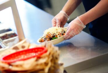 Chipotle Founder Steve Ells Launches New Sandwich Concept