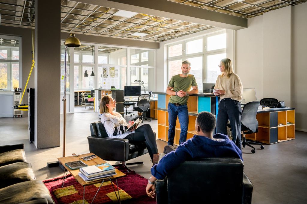 "I'm Not a Big Company CEO." A Billion-Dollar Founder's Confession — and What It Reveals About Startup Success