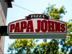 Papa Johns Expands in Mexico as U.S. Sales Struggle