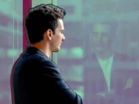 Why Entrepreneurs With Perfect Stories Should Worry You