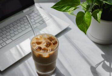 Gen Z Bringing Iced Coffee to Job Interview: Career Expert's Take