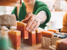 What Smart Retailers Look for in Wholesale Products