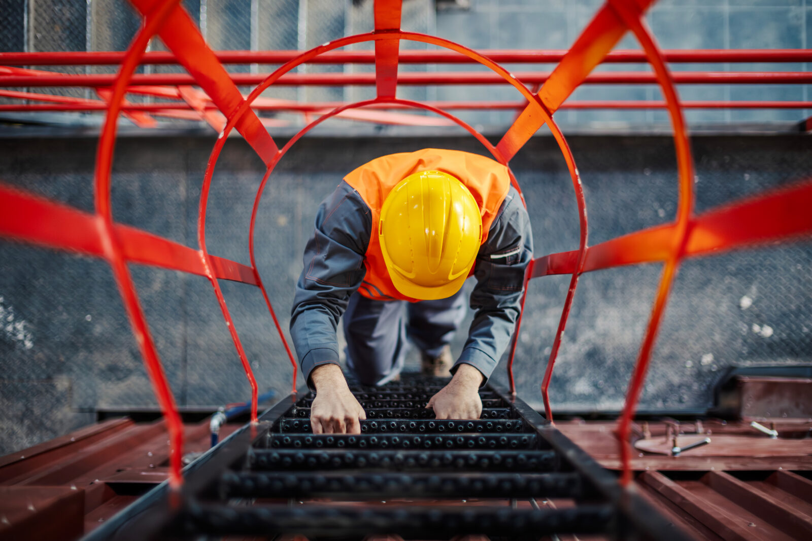 Top Businesses to Start Without College, No. 1 Can Make $330K+