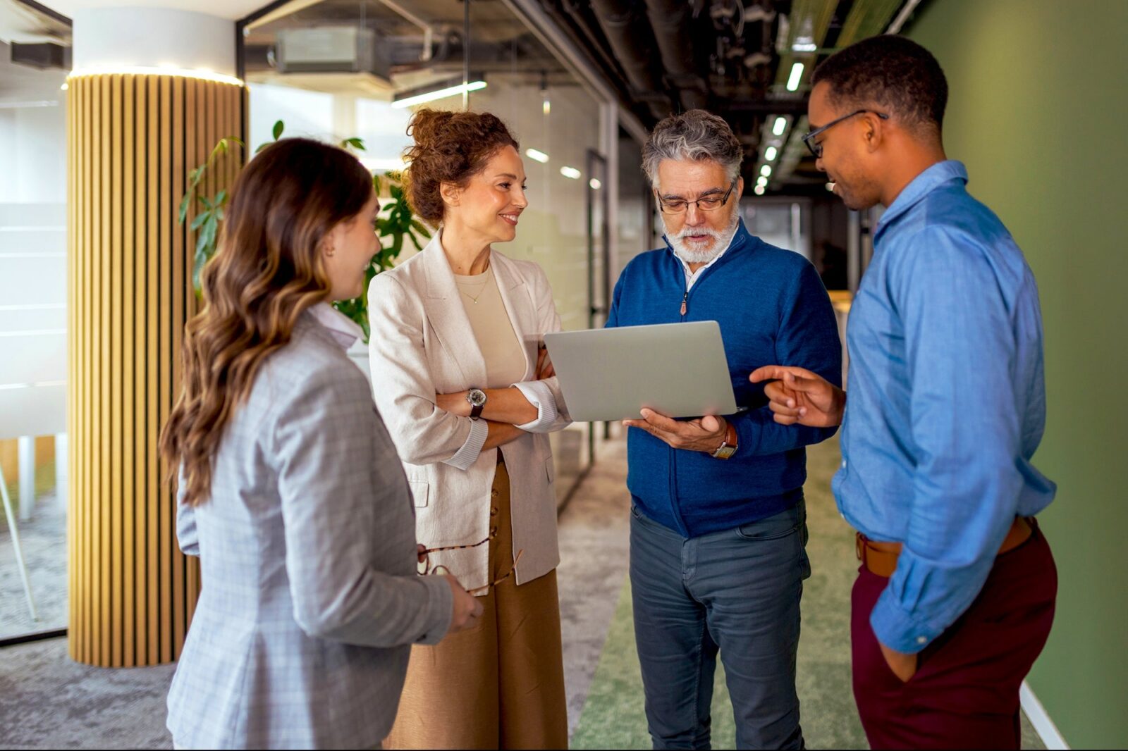 Why The Best Leaders Leave the Boardroom for the Frontlines